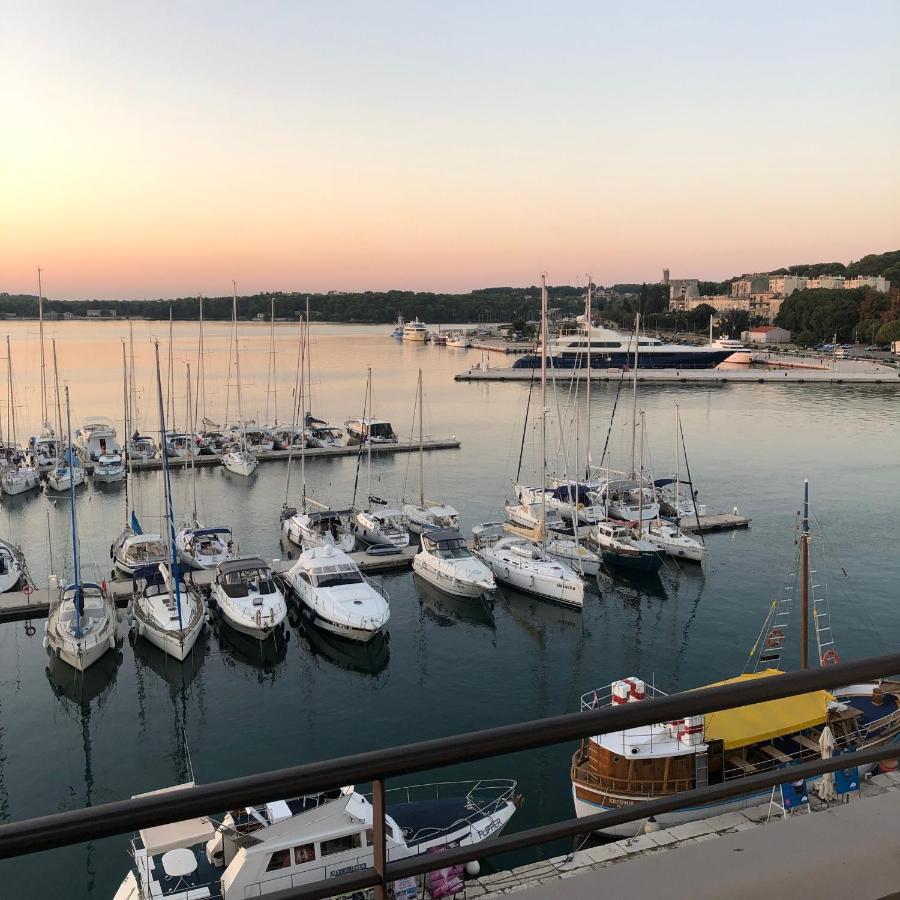 Pula Center Seaview Apartment Kültér fotó